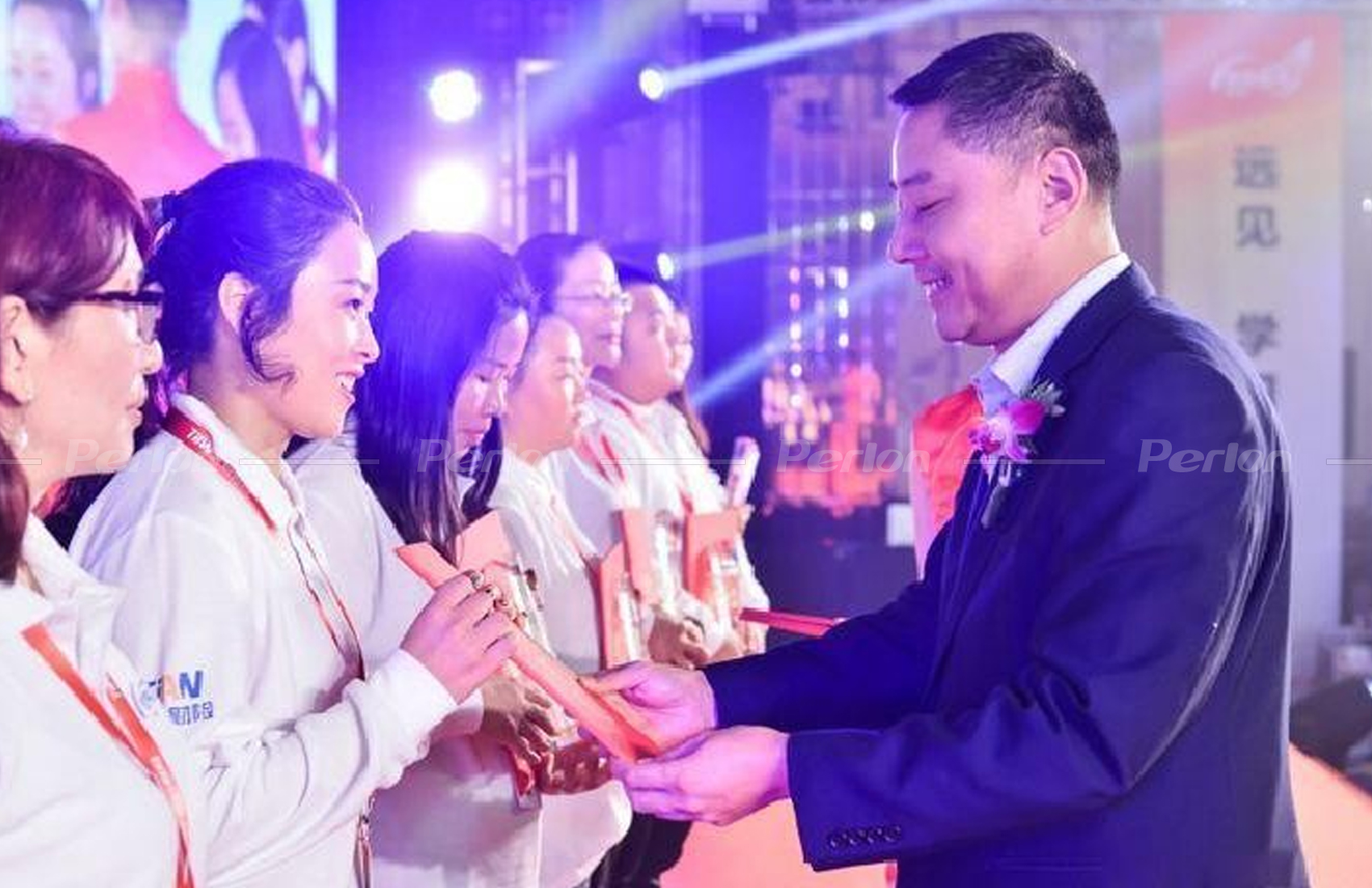 伊利集团-2020液态奶事业部客户大会