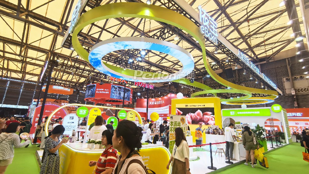 宠物展台设计如何打动萌宠爱好者们