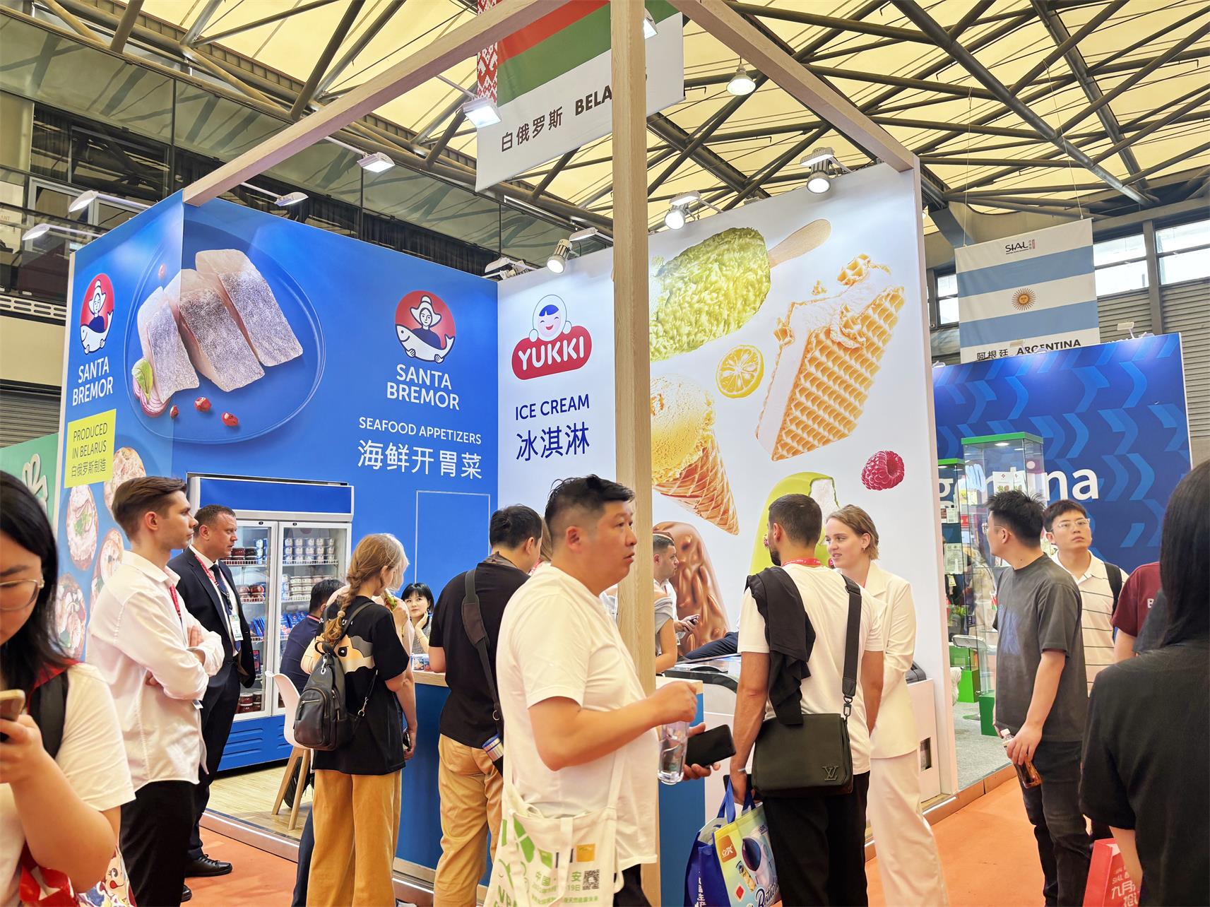 展会现场.jpg